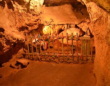 guia de turismo gruta de sao francisco de assis